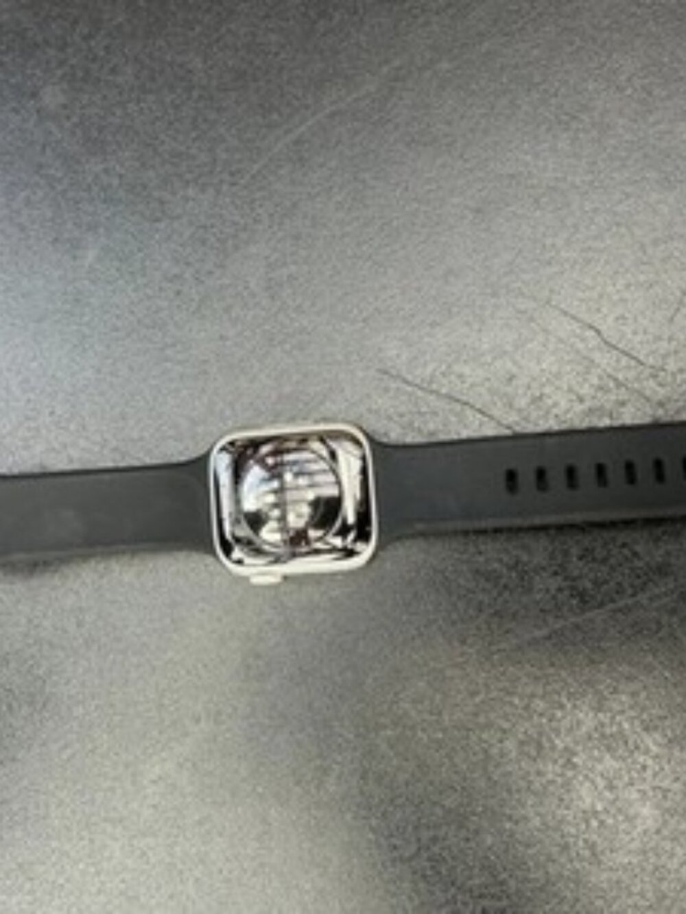 Apple Watch Series 8 41mm GPS Aluminum Update Loop